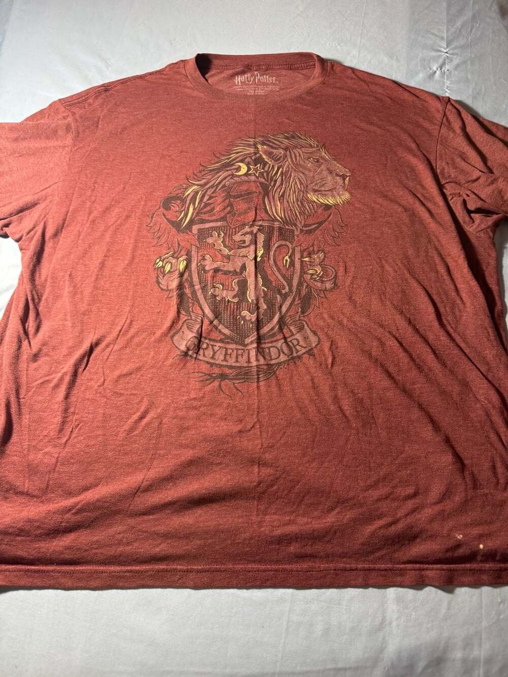 Harry Potter Gryffindor Crest Lion Shield T-Shirt 2XL